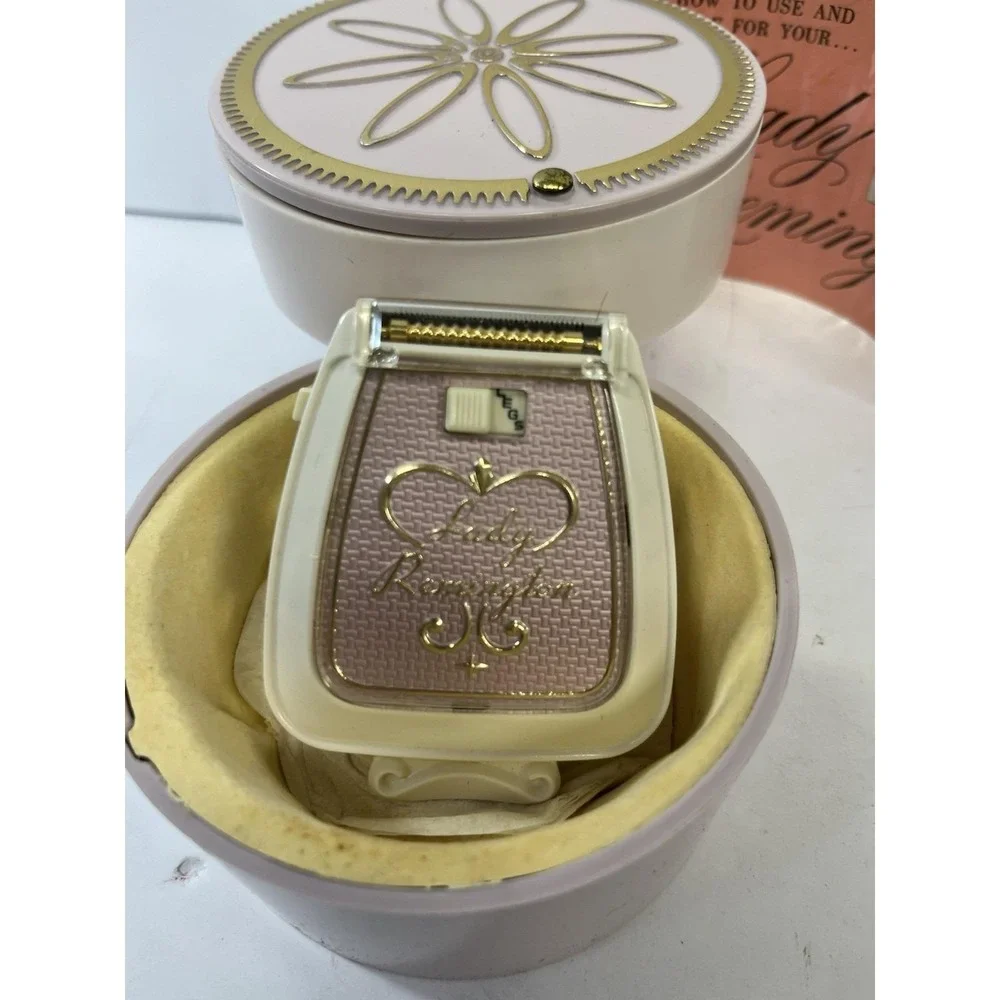 Vintage NOS Lady Remington Electric Shaver Complete With Case & Cord Orchid 261